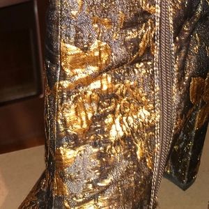 Jessica Simpson's Tapersery Booties,